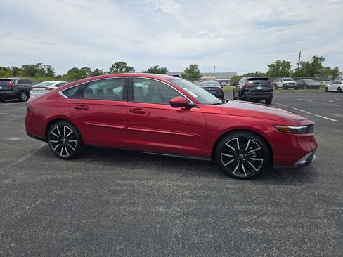 Certified 2025 Honda Accord Touring image 2