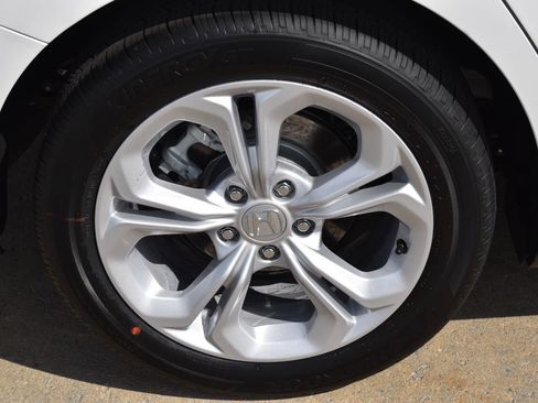 New 2026 Honda Accord LX image 9