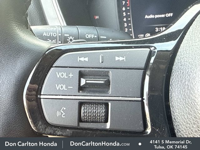 Used 2025 Honda Pilot Elite image 29