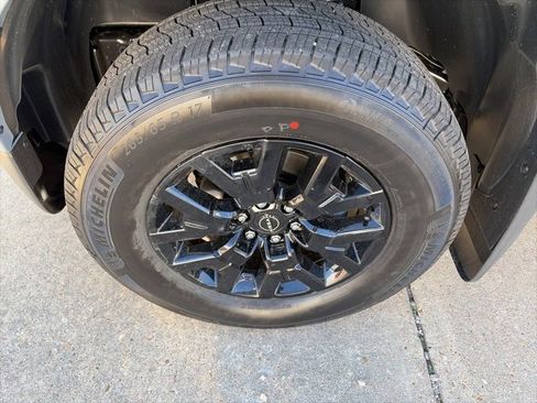 New 2026 Nissan Frontier SV image 10