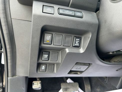 Used 2022 Nissan Frontier Pro-X w/ Pro-X Premium Package RWD image 24