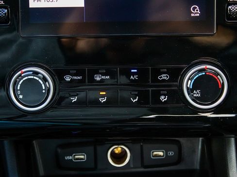 Used 2024 Hyundai Tucson SE image 23