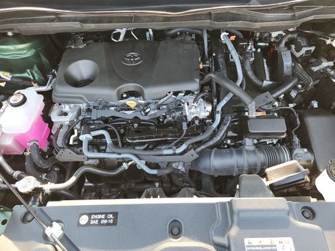 Certified 2026 Toyota Sienna XLE FWD image 30