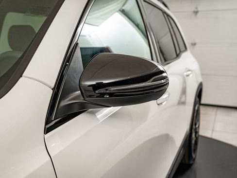 New 2026 Mercedes-Benz GLB 250 4MATIC image 9