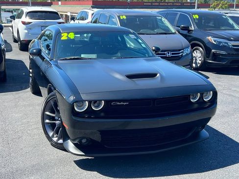 Used 2023 Dodge Challenger R/T w/ T/A Package RWD image 1