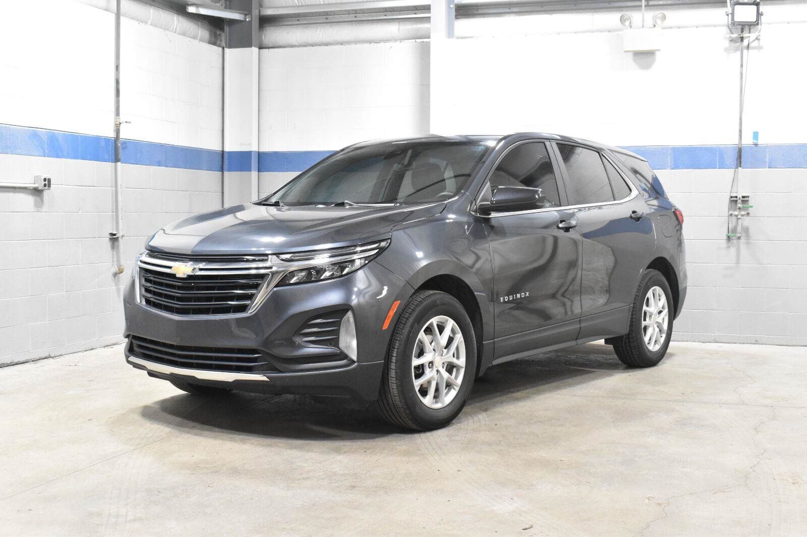 Used 2023 Chevrolet Equinox LT FWD image 2