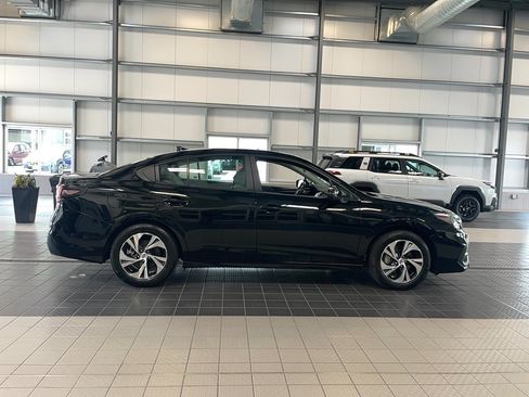 Used 2025 Subaru Legacy Premium AWD/4WD image 4