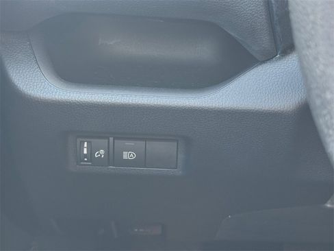 Used 2023 Toyota RAV4 XLE image 23