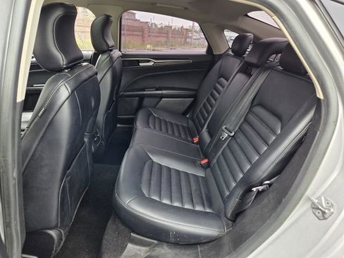 Certified 2019 Ford Fusion SEL FWD image 10