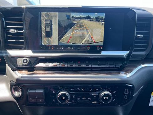 New 2026 Chevrolet Silverado 1500 LT Trail Boss w/ LT Trail Boss Premium Package AWD/4WD image 13