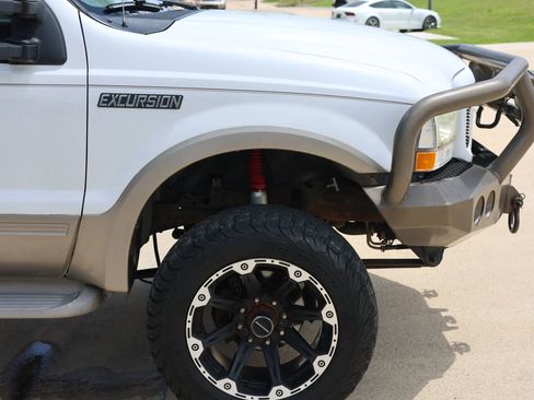 Used 2004 Ford Excursion Eddie Bauer AWD/4WD image 16