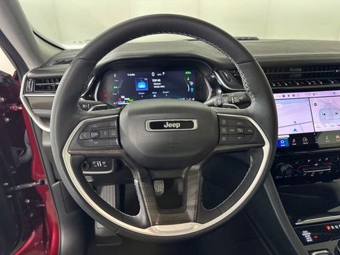 Used 2023 Jeep Grand Cherokee 4WD 4xe w/ Luxury Tech Group II image 14