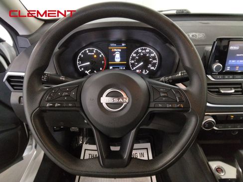 Used 2023 Nissan Altima 2.5 S image 10