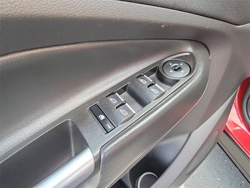 Used 2017 Ford Escape Titanium image 23