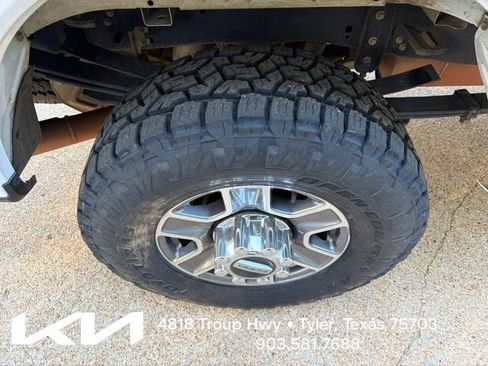 Used 2023 Ford F250 Lariat w/ FX4 Off-Road Package AWD/4WD image 17