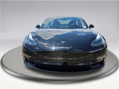 Used 2023 Tesla Model 3 Standard Range RWD image 8