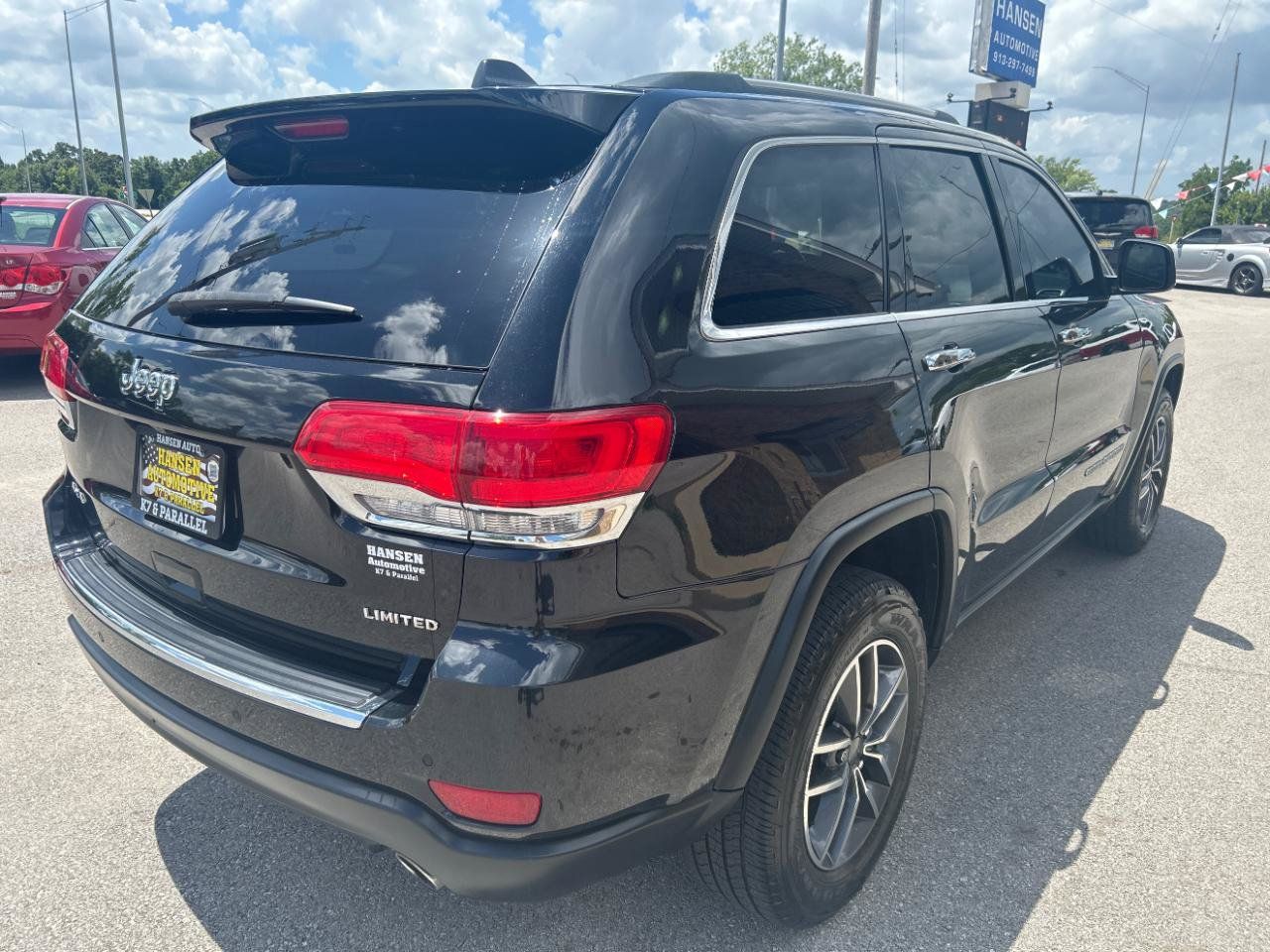Used 2019 Jeep Grand Cherokee Limited AWD/4WD image 5