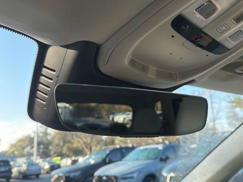 Used 2025 Volvo XC90 B5 Plus image 33