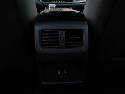 Used 2025 Nissan Rogue SV FWD image 13