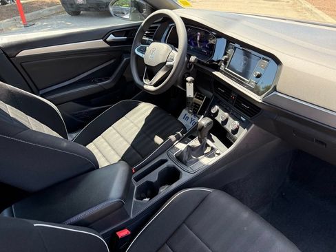 Used 2023 Volkswagen Jetta Sport FWD image 29