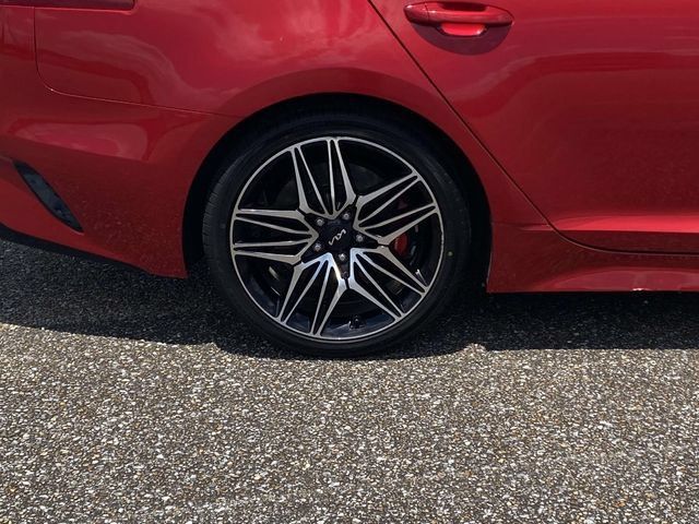 Used 2022 Kia Stinger GT2 AWD/4WD image 8