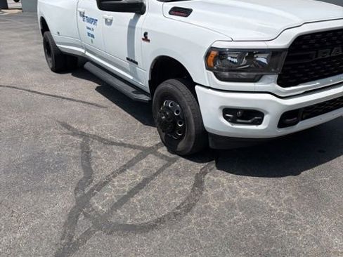 Used 2024 RAM 3500 Big Horn w/ Night Edition AWD/4WD image 8