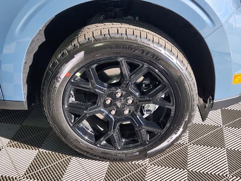 New 2026 Ford Maverick Lariat w/ Black Appearance Package image 10