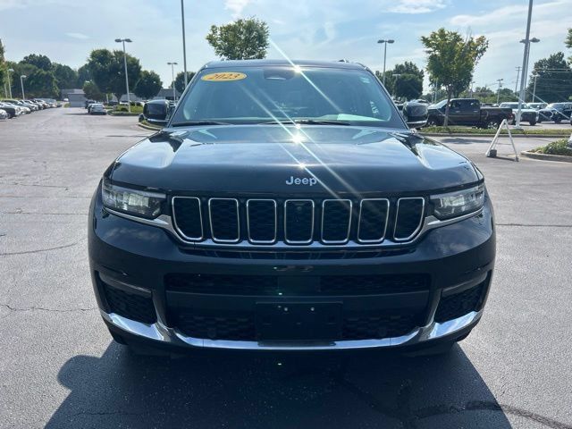 Used 2023 Jeep Grand Cherokee L Limited w/ Luxury Tech Group II AWD/4WD image 2