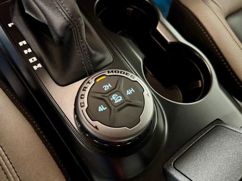 Used 2024 Ford Bronco Big Bend image 21