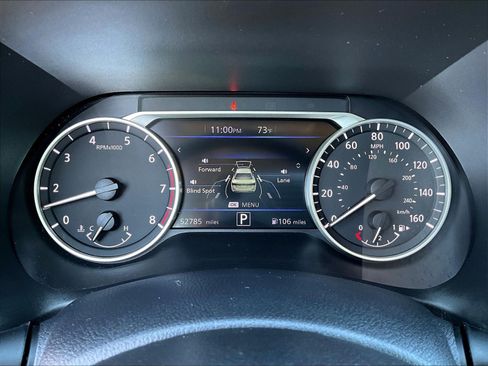 Certified 2023 Nissan Sentra SR w/ SR Premium Package FWD image 13