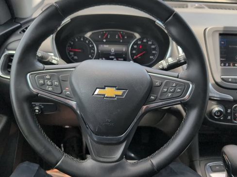 Used 2024 Chevrolet Equinox LT AWD/4WD image 16