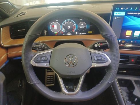 New 2026 Volkswagen Tiguan SEL R-Line AWD/4WD image 27