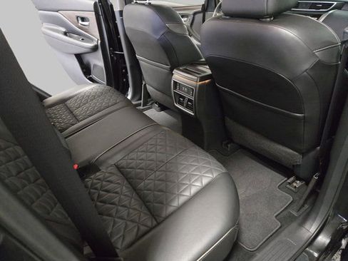 Used 2019 Nissan Murano Platinum image 12