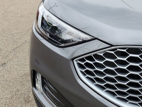 Used 2024 Ford Edge SEL w/ Convenience Package AWD/4WD image 9