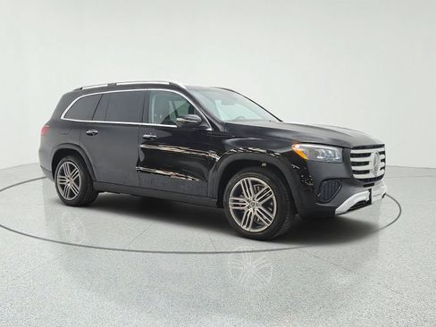 Certified 2026 Mercedes-Benz GLS 450 4MATIC image 3