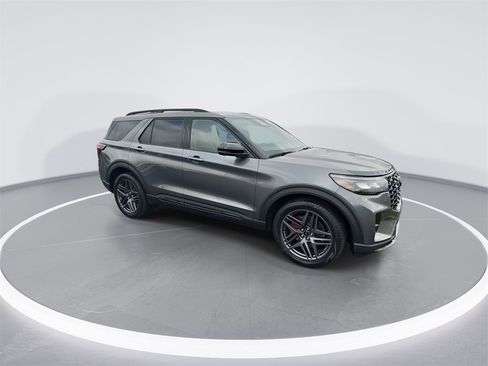 New 2026 Ford Explorer ST w/ Sun And Sound Package image 2