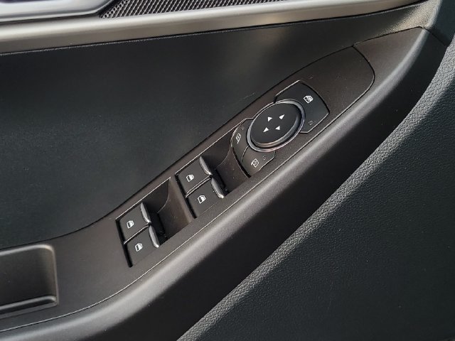 Used 2023 Ford Explorer 2WD image 16