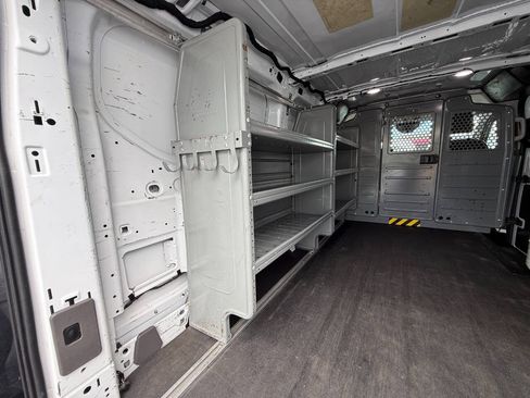 Used 2020 Ford Transit 150 Low Roof RWD image 32