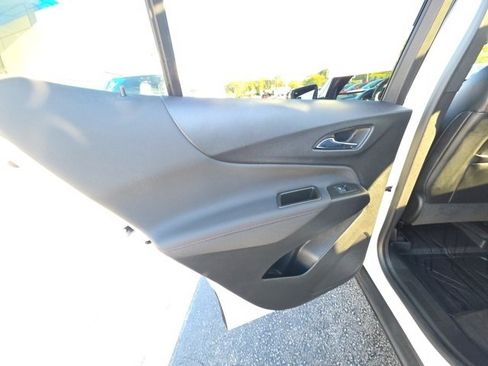 Used 2023 Chevrolet Equinox RS w/ RS Leather Package image 26