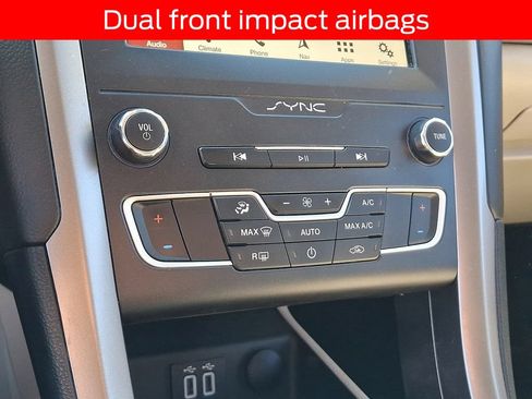 Certified 2019 Ford Fusion SE FWD image 16