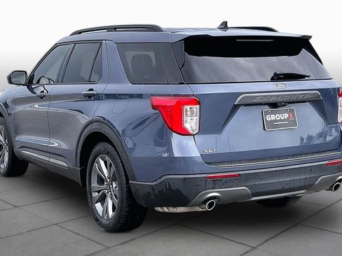 Used 2021 Ford Explorer XLT w/ Equipment Group 202A RWD image 11