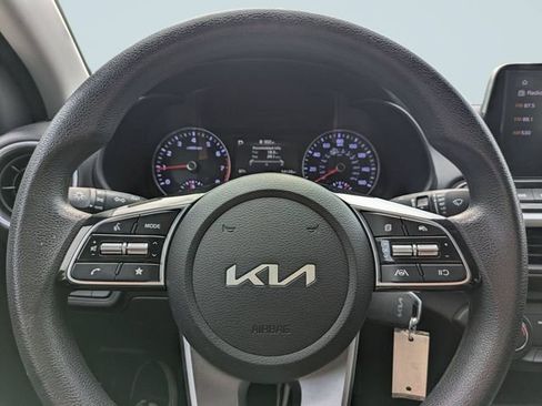 Used 2024 Kia Forte LXS FWD image 26