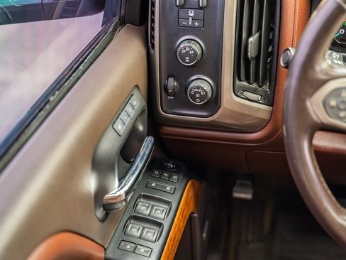 Used 2016 Chevrolet Silverado 3500 High Country w/ Duramax Plus Package image 36