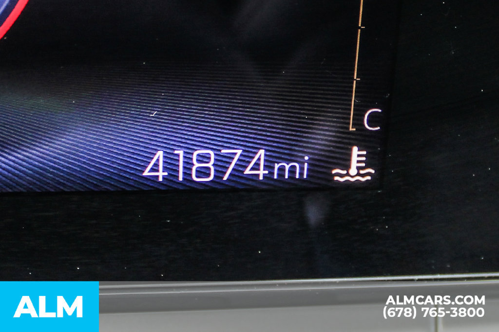 Used 2025 Chevrolet Trax LT FWD image 40