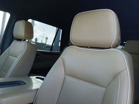 Used 2023 Chevrolet Tahoe Premier RWD image 35