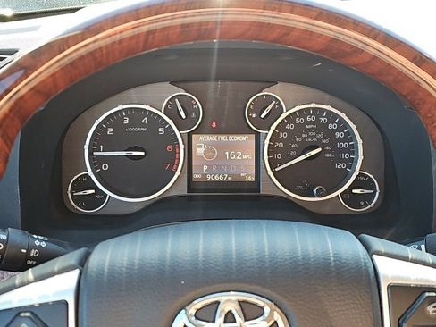 Used 2017 Toyota Tundra 1794 Edition image 9