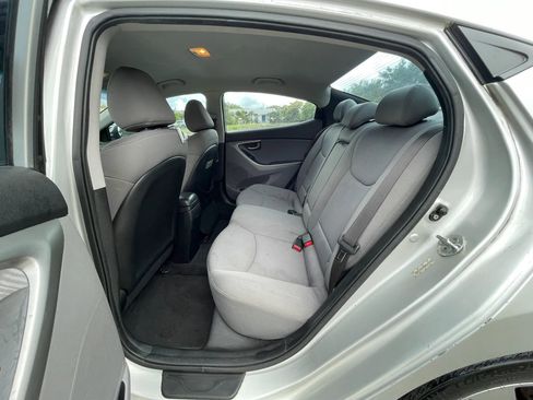 Used 2011 Hyundai Elantra GLS w/ Preferred Equipment Pkg 3 image 23