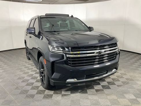 Used 2023 Chevrolet Tahoe LT w/ Luxury Package image 3