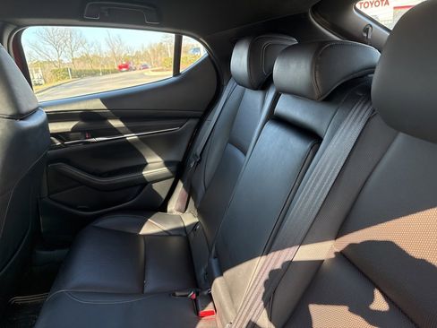 Used 2023 MAZDA MAZDA3 Hatchback w/ Appearance Package image 10