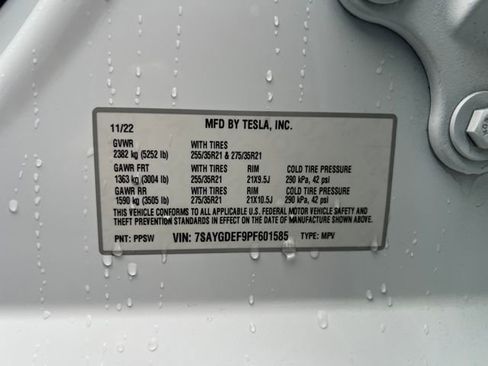 Used 2023 Tesla Model Y Performance image 18